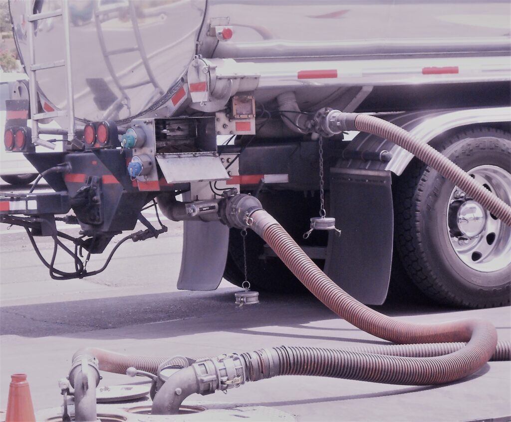 Layanan Jemput Oli Bekas ke Lokasi